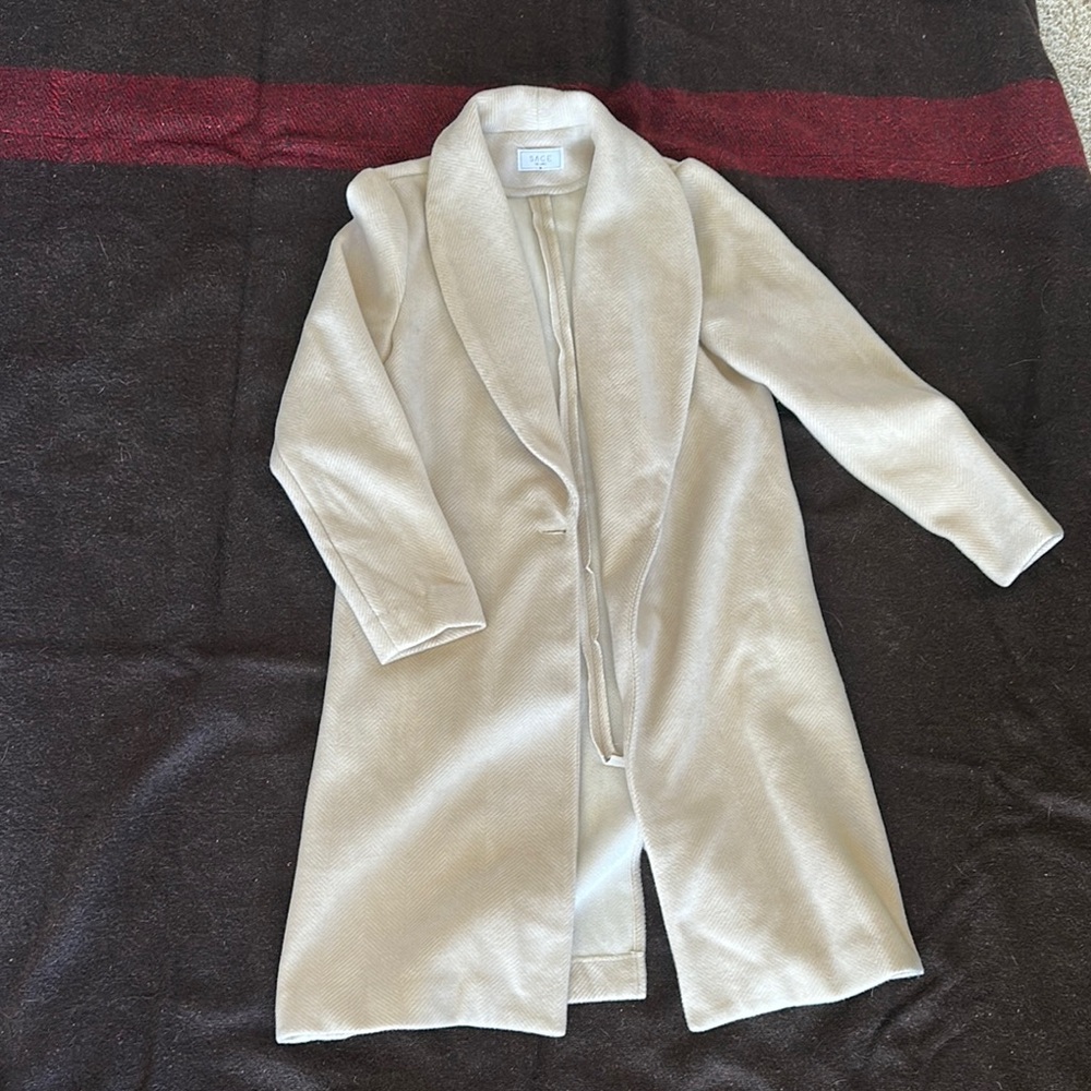 Cozy Cream Women’s Jacket